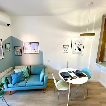 Monolocale Con Terrazzo Alle Porte Di Milano เบรซโซ ภายนอก รูปภาพ