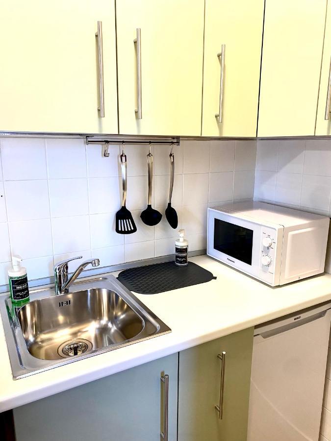 Monolocale Con Terrazzo Alle Porte Di Milano เบรซโซ ภายนอก รูปภาพ