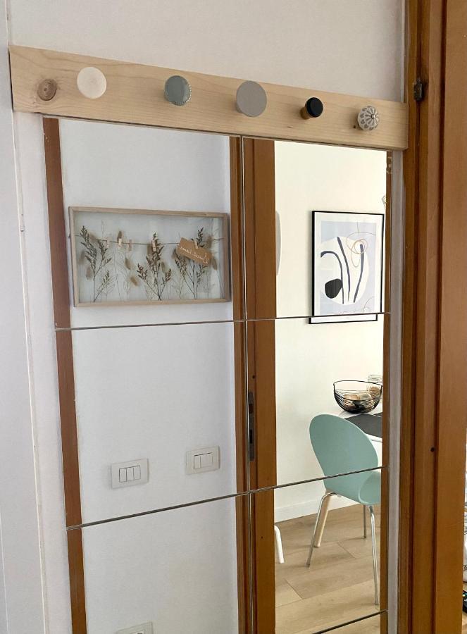 Monolocale Con Terrazzo Alle Porte Di Milano เบรซโซ ภายนอก รูปภาพ